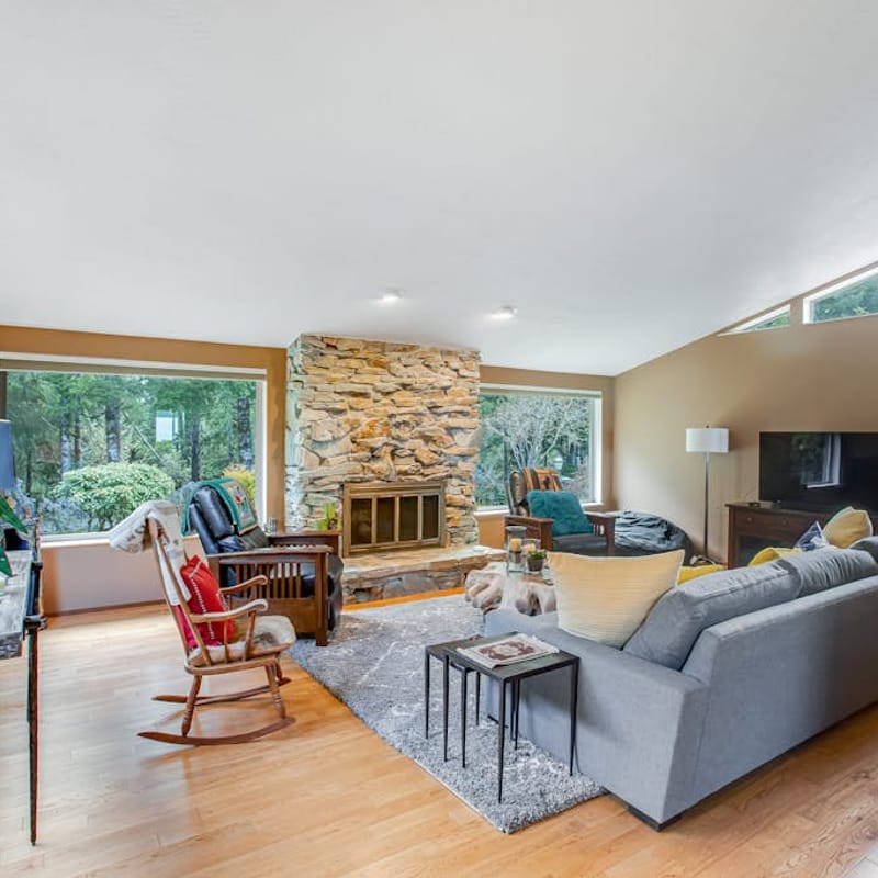Exquisite Home with Top of the World Views Free WiFi Washer Dryer